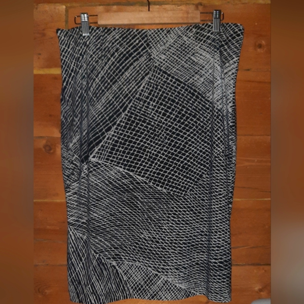 Woman's Vintage Midi Skirt